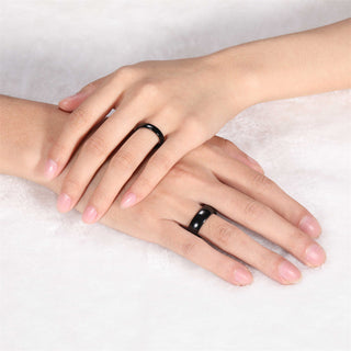 4mm Classic Tungsten Wedding Bands Ring for Men Black Polished Tungsten Carbide Rings