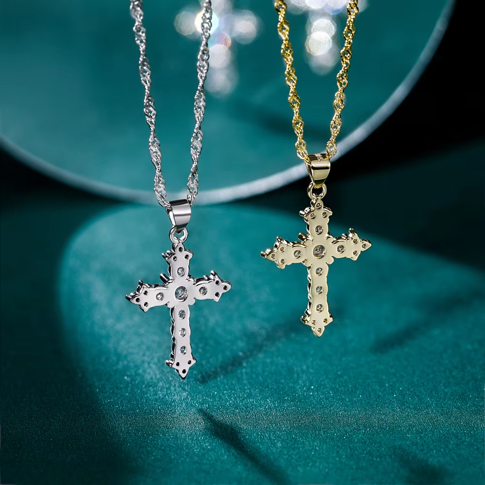 Fashion Jewelry Hypoallergenic Tarnish Free 5A Cubic Zirconia 925 Sterling Silver Cross Pendant Necklace for Party Gifts