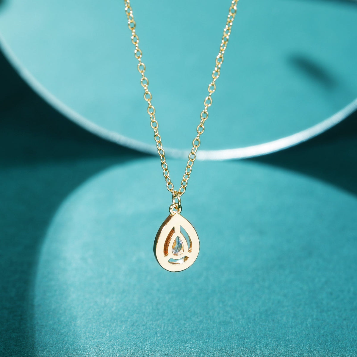 Fine Jewelry Pear Cut Zircon 925 Sterling Silver Pendant Necklace for Women Wedding Birthday Gift
