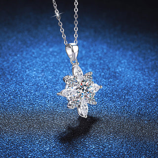 Fashion Luxury Jewelry 1Ct Round Cut D Grade VVS1 Pendant 925 Sterling Silver Moissanite Necklaces for Women