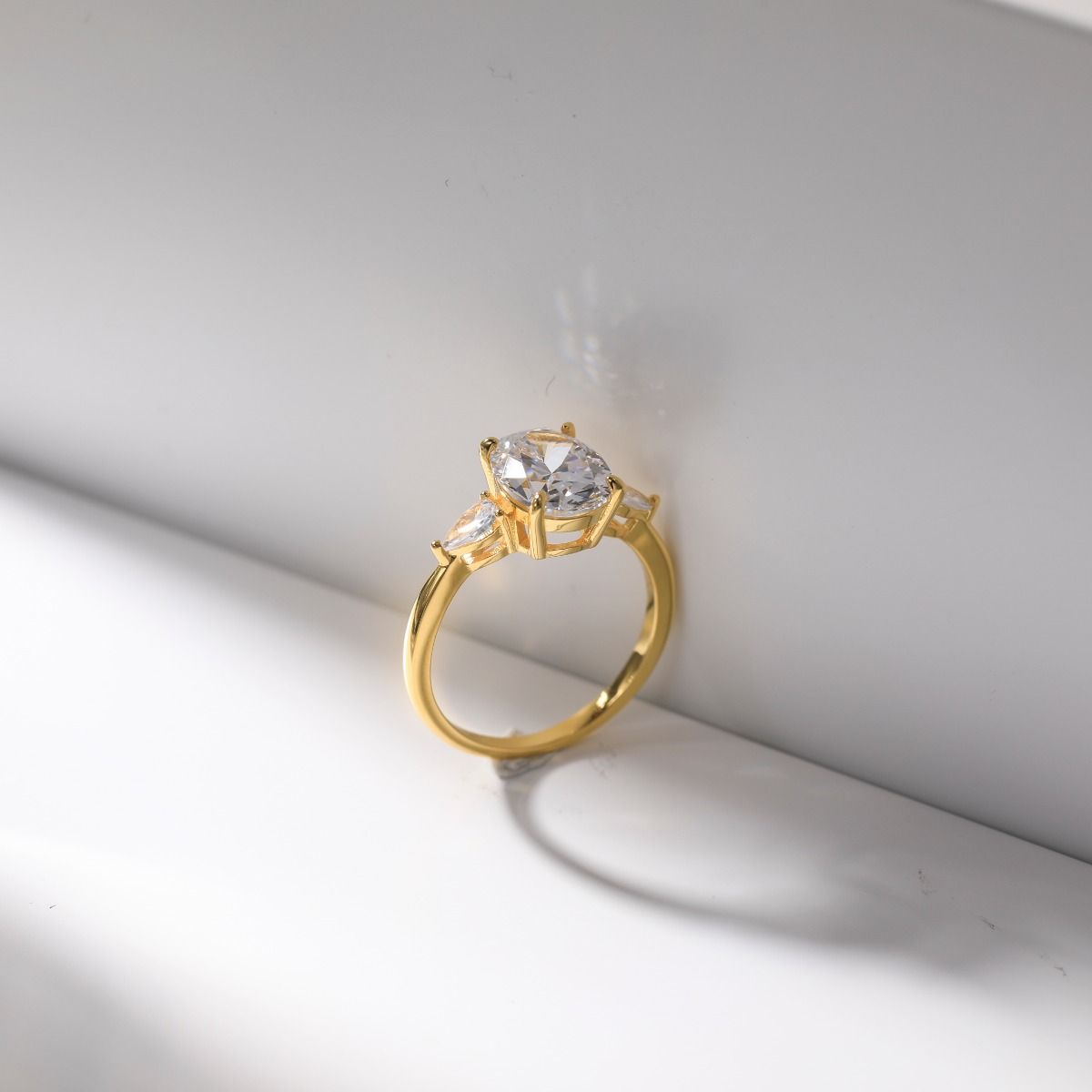 14k Gold Plated 925 Sterling Silver Ring 3Ct Zircon 3-Stone Oval Cut Women Engagement Bands